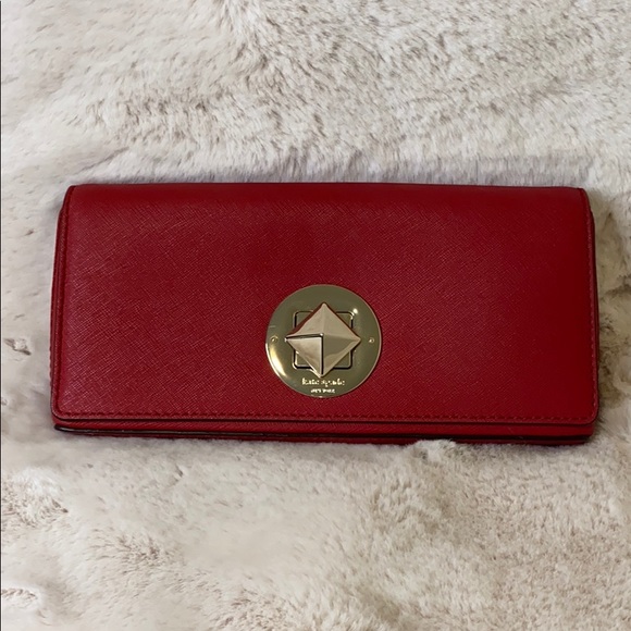 KATE SPADE Red Saffiano Leather Clutch - Picture 2 of 4